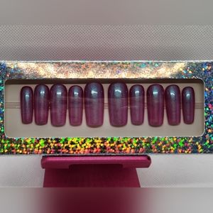 Raspberry ombre with raspberry iridescent chrome. Press On Nails